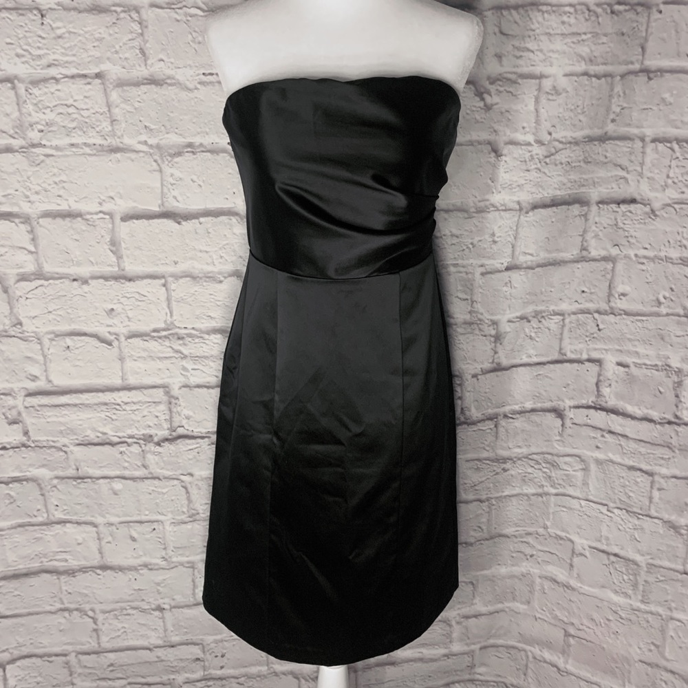 The Limited Black Sleeveless Satin Dress - Picture 4 of 8